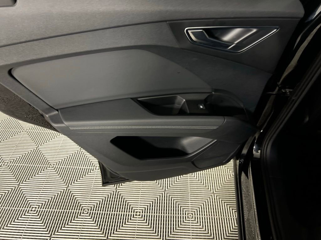 Used 2024 Audi Q4 e-tron Premium Plus w/ Premium Plus image 29