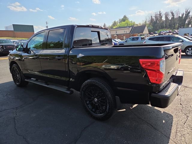 Used 2019 Nissan Titan SV w/ SV Convenience Package image 5