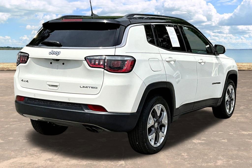 Used 2018 Jeep Compass Limited w/ Navigation Group AWD/4WD image 8