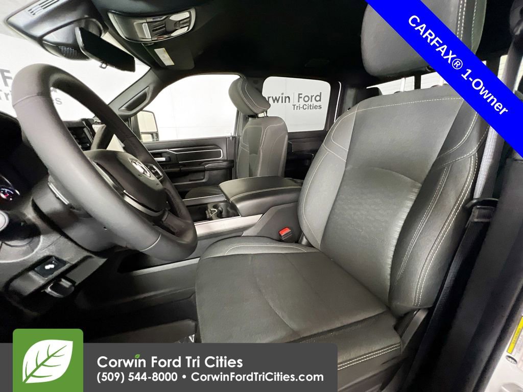 Used 2025 RAM 3500 Big Horn image 23