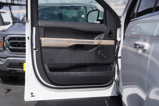 Certified 2024 Ford Expedition Max Limited AWD/4WD image 33