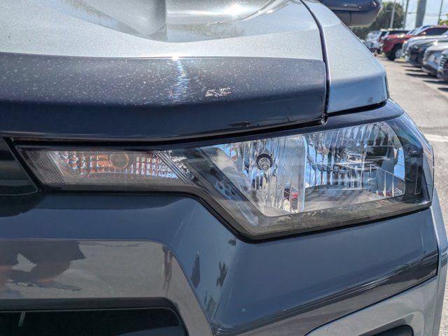 Used 2024 Chevrolet Colorado LT w/ LT Convenience Package RWD image 10