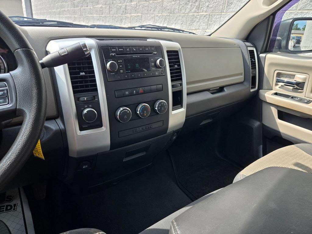 Used 2012 RAM 1500 Classic SLT AWD/4WD image 22