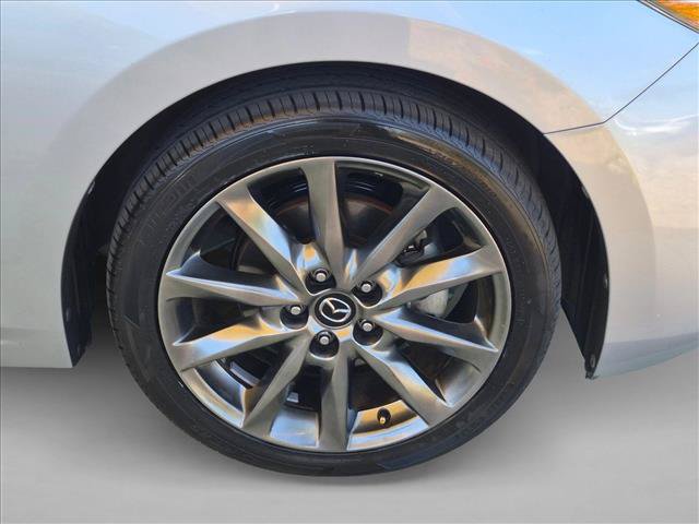 Used 2018 MAZDA MAZDA3 Touring FWD image 23