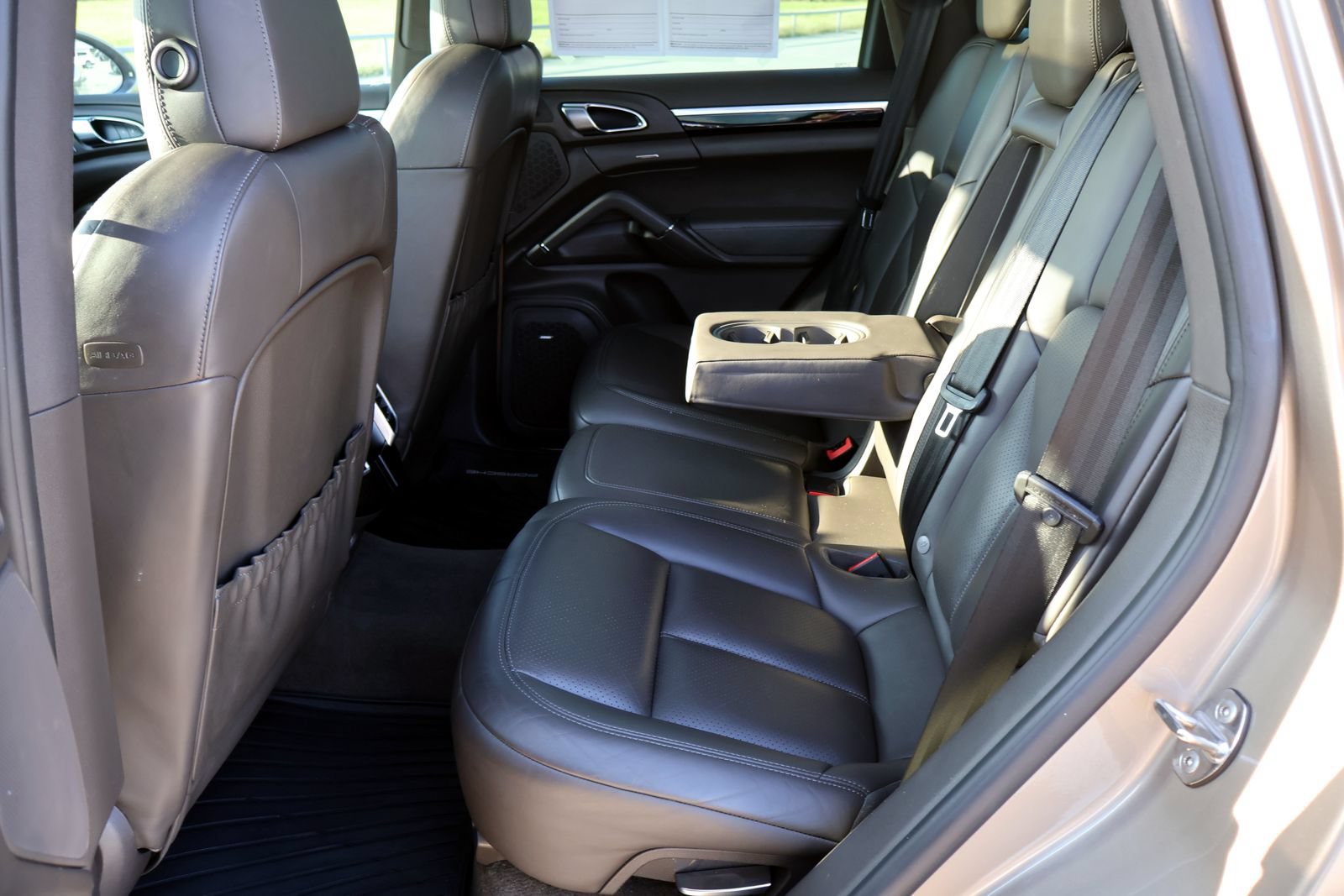 Used 2015 Porsche Cayenne Diesel AWD/4WD image 14