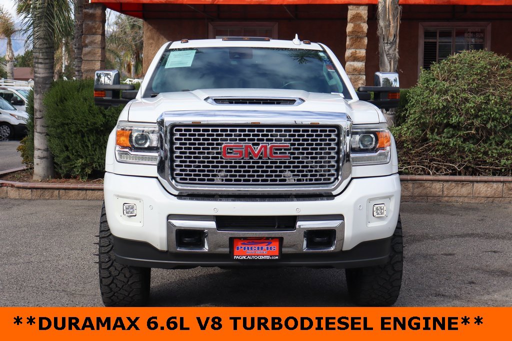 Used 2016 GMC Sierra 3500 Denali w/ Duramax Plus Package image 3