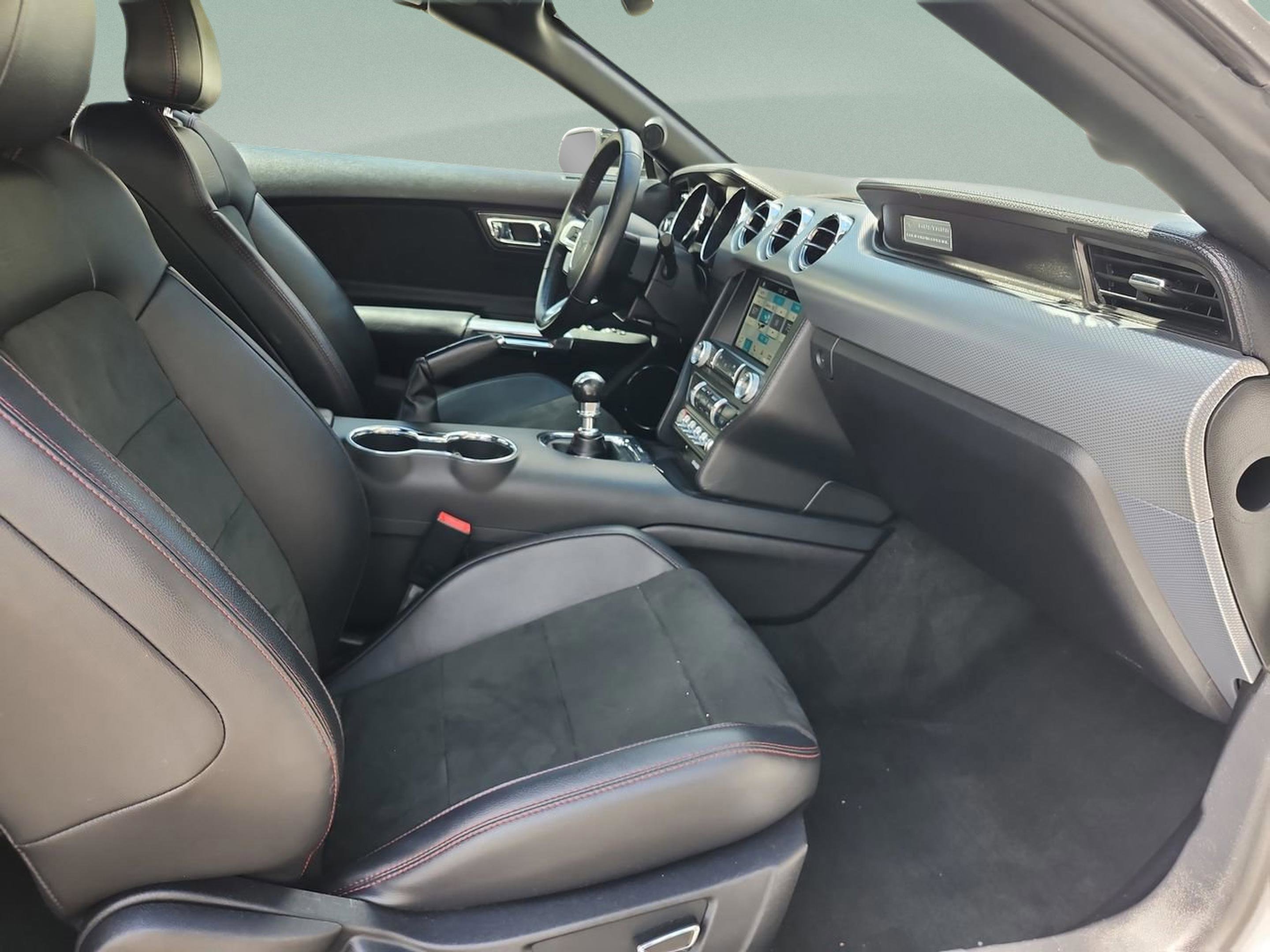 Used 2016 Ford Mustang GT Premium w/ Equipment Group 401A image 19