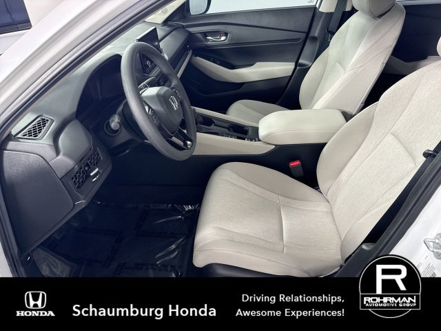Used 2025 Honda Accord SE image 4