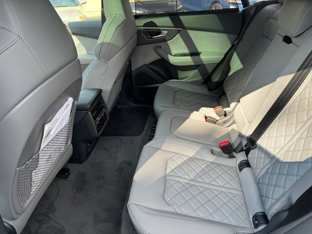 New 2026 Audi SQ8 Premium Plus AWD/4WD image 23