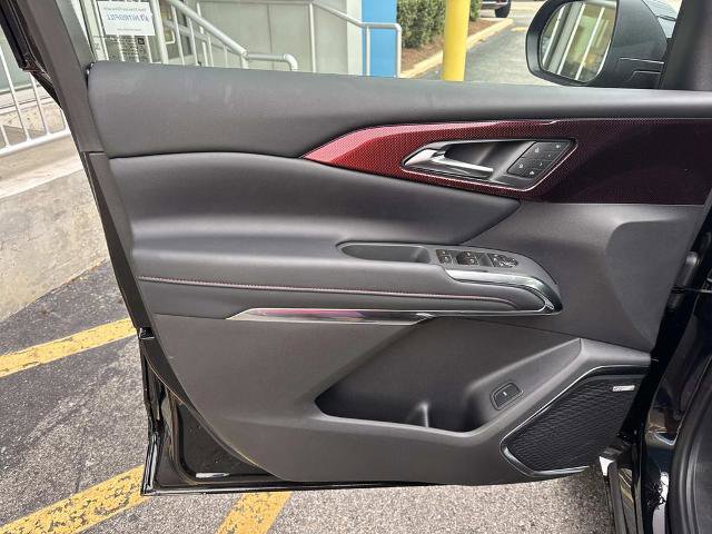 New 2026 Chevrolet Traverse RS w/ LPO, Floor Liner Package FWD image 13