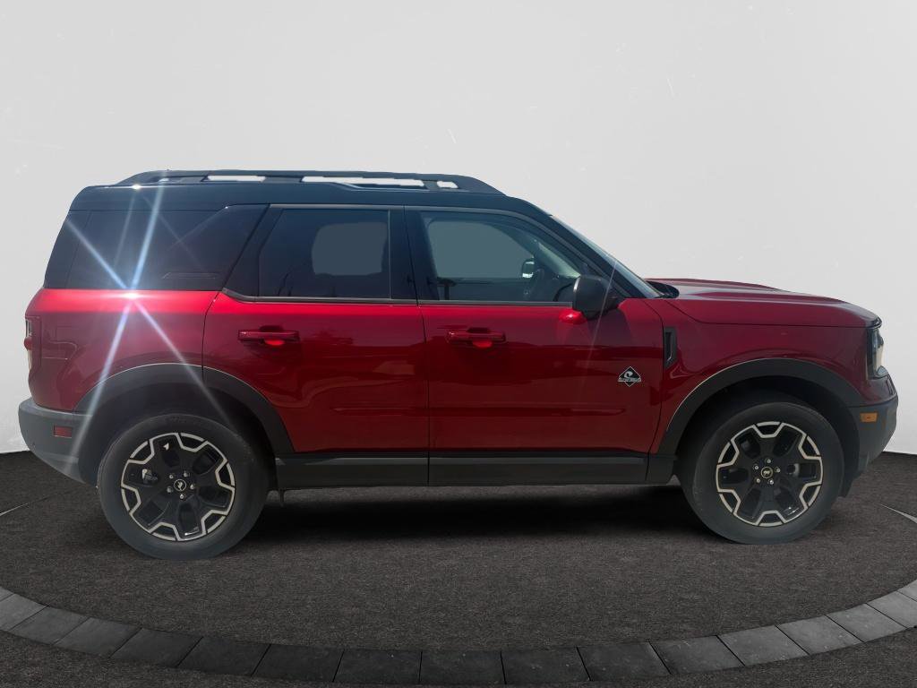 Used 2025 Ford Bronco Sport Outer Banks w/ Outer Banks Tech Package+ AWD/4WD image 4