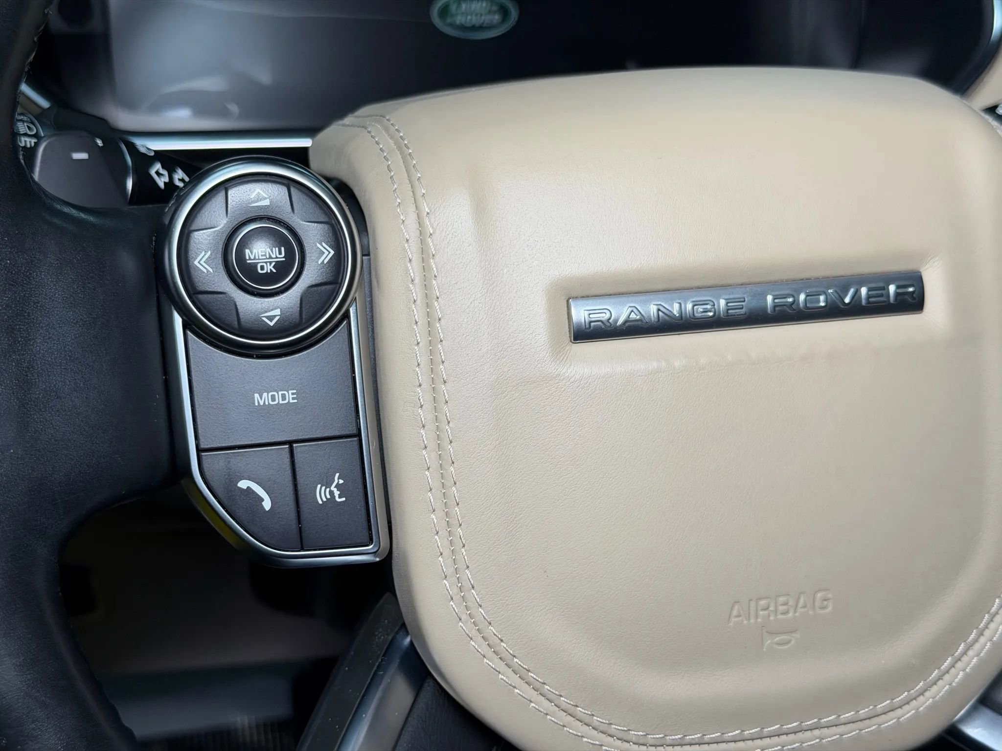 Used 2016 Land Rover Range Rover HSE image 43