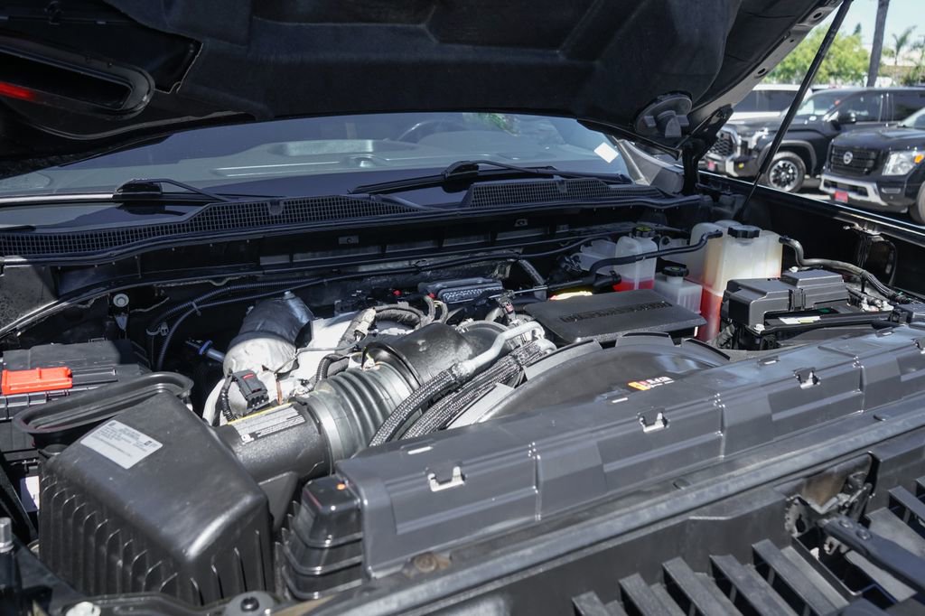 Used 2021 Chevrolet Silverado 2500 LTZ w/ Carhartt Edition image 12