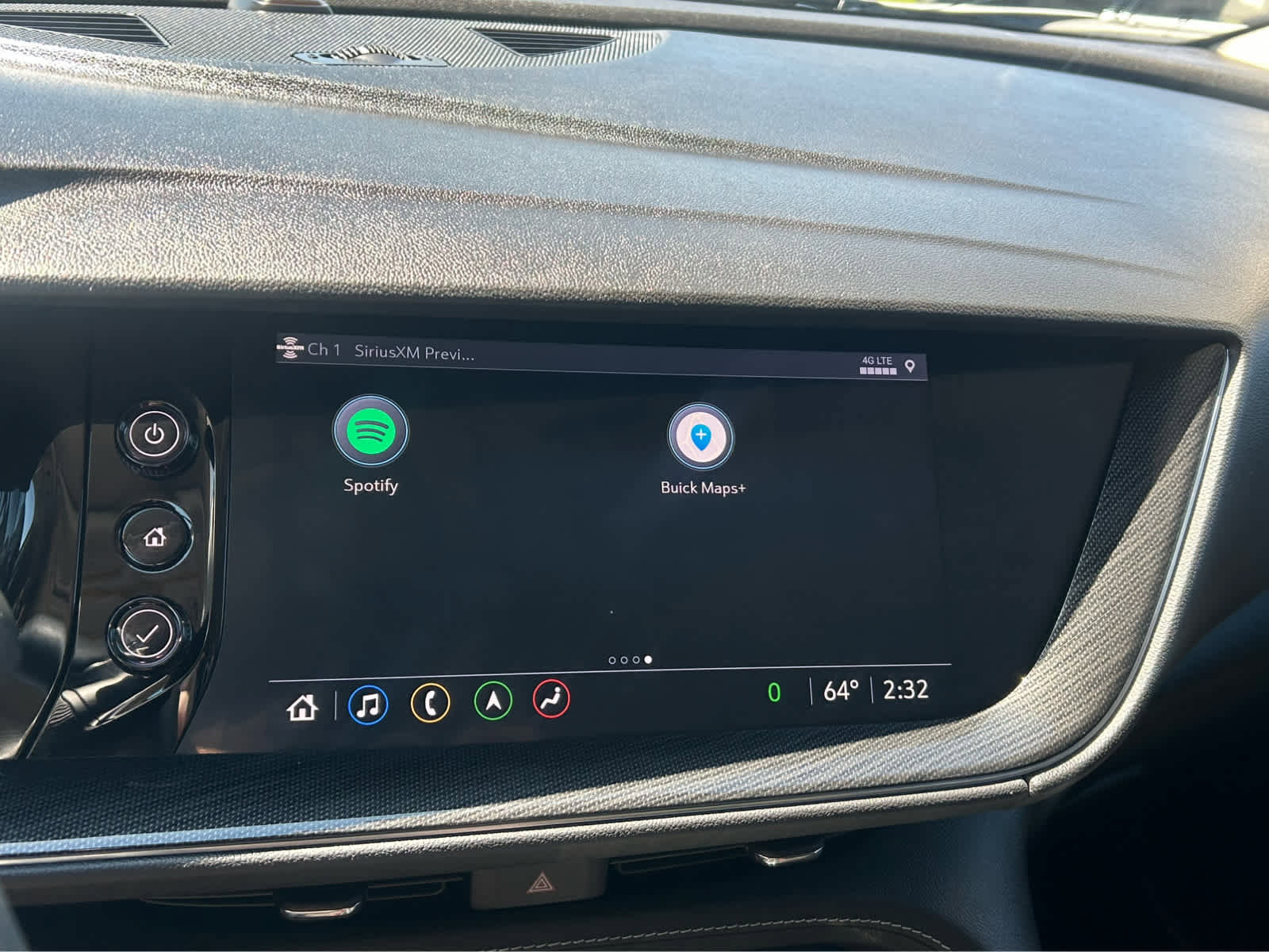 Used 2022 Buick Envision Essence w/ Technology Package I FWD image 48