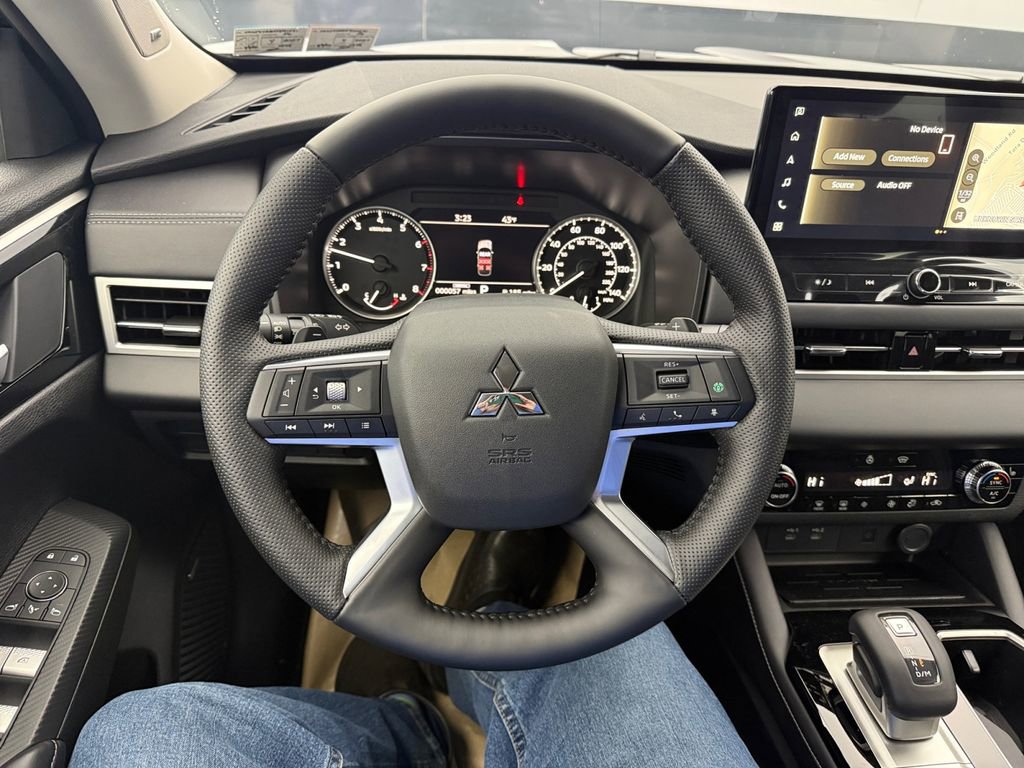 New 2026 Mitsubishi Outlander SE AWD/4WD image 15