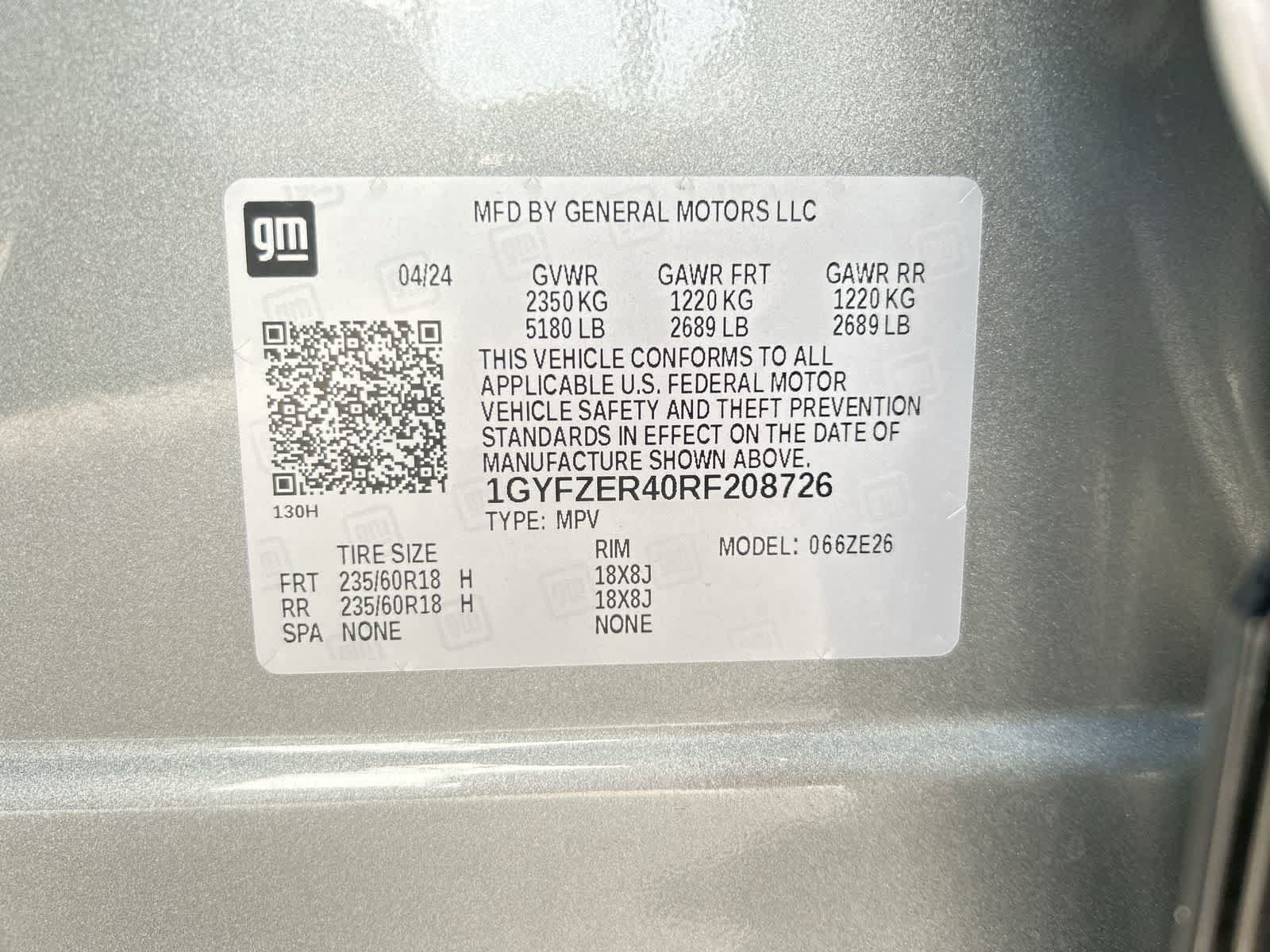 Used 2024 Cadillac XT4 Sport FWD image 2