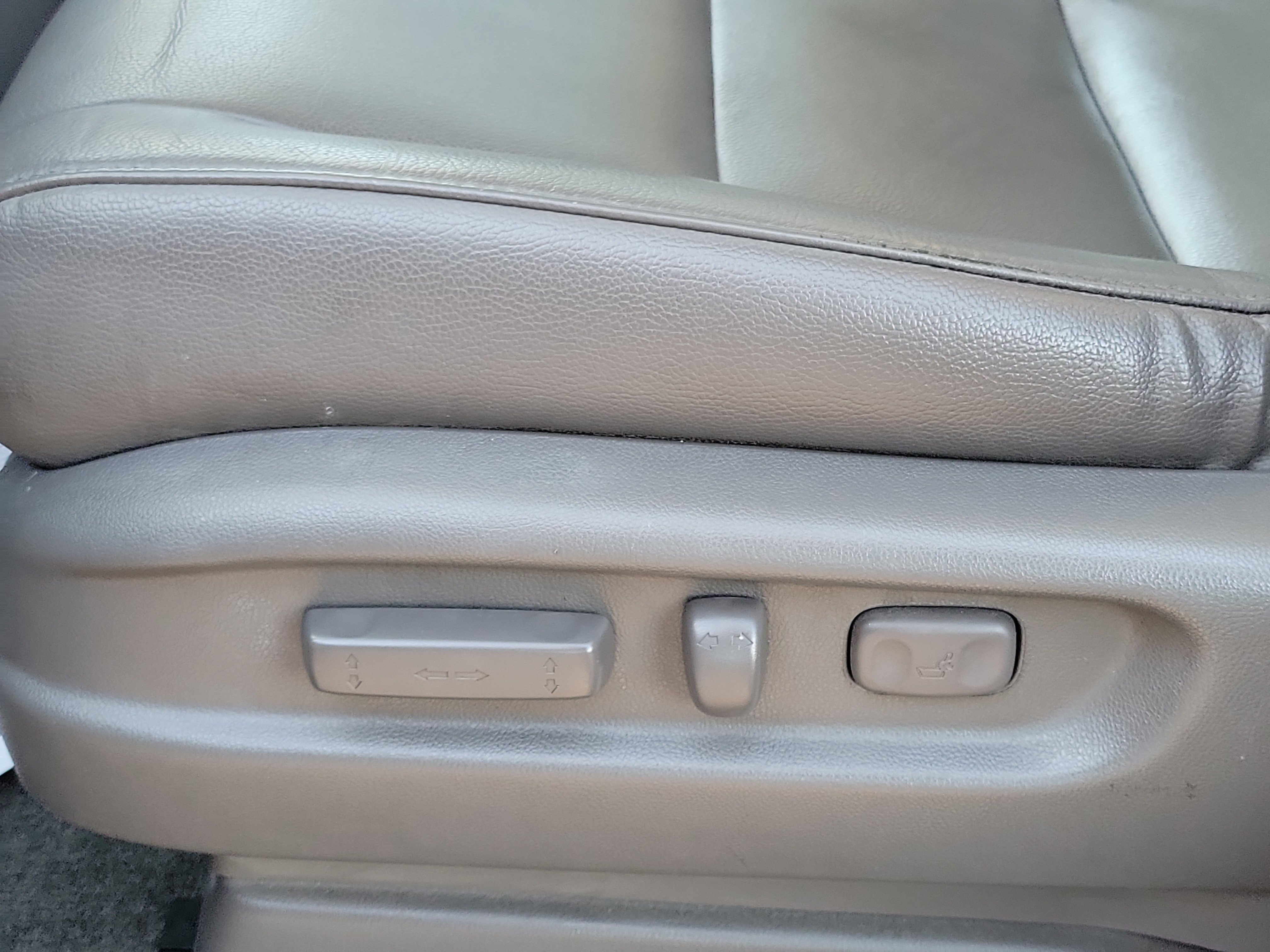 Used 2015 Honda Odyssey EX-L image 18