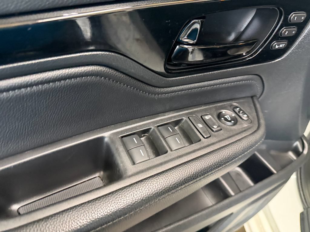 Used 2022 Honda Odyssey Touring image 11