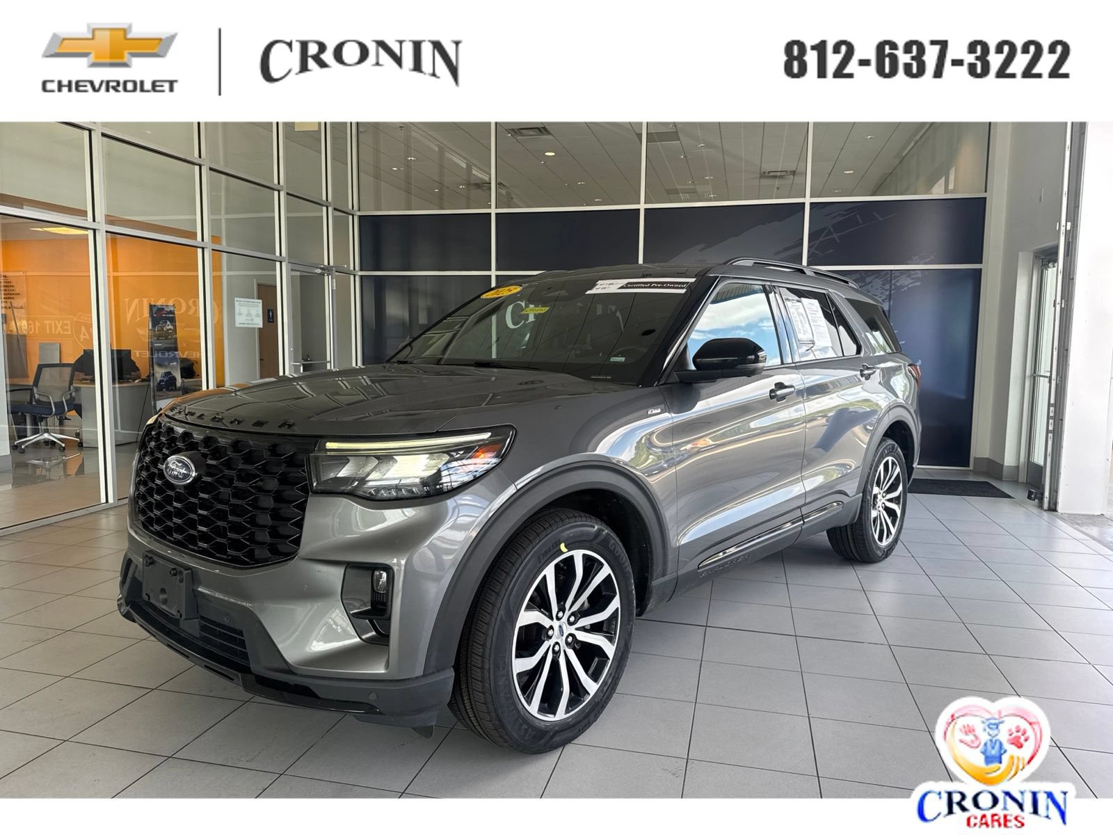 Used 2025 Ford Explorer ST-Line AWD/4WD image 1
