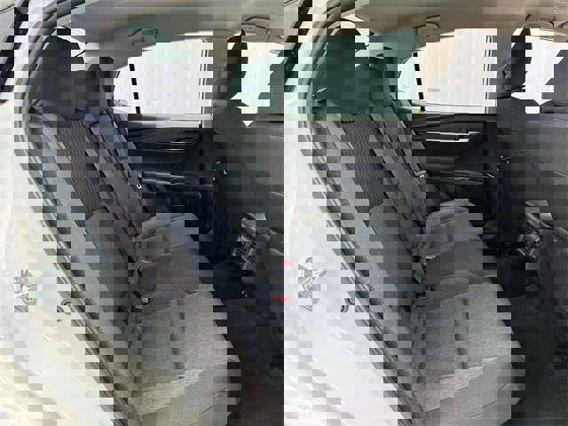 Used 2025 Toyota Camry LE image 31