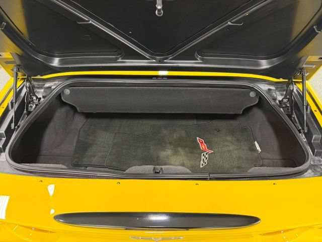 Used 2011 Chevrolet Corvette Convertible w/ Preferred Equipment Group RWD image 12