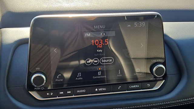 Used 2023 Nissan Rogue SV w/ SV Premium B Package FWD image 13