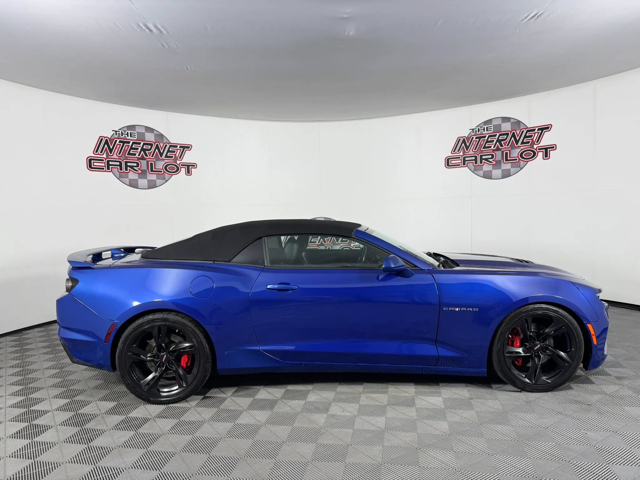 Used 2021 Chevrolet Camaro SS RWD image 15