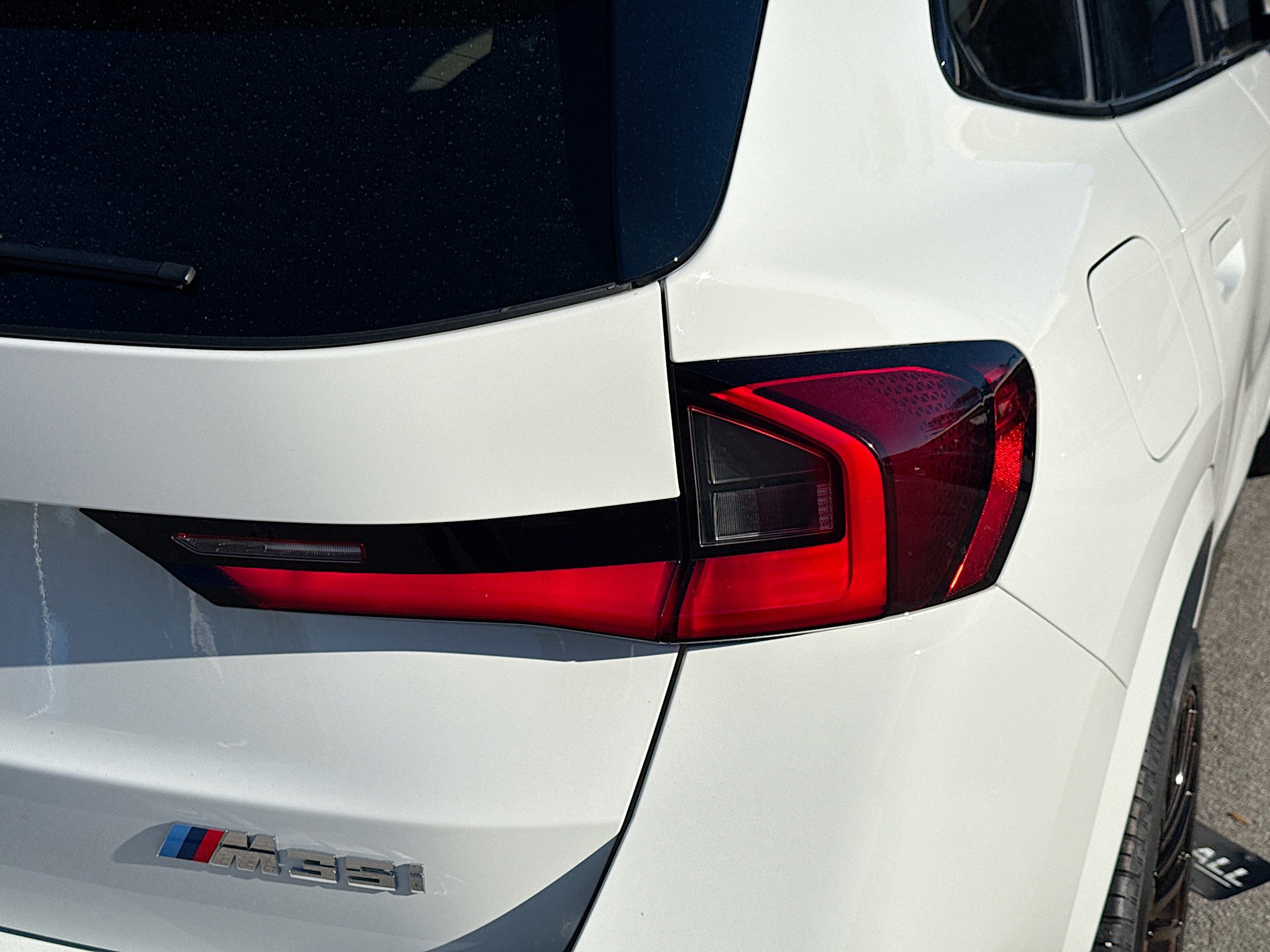 Used 2024 BMW X1 M35i w/ Premium Package image 28