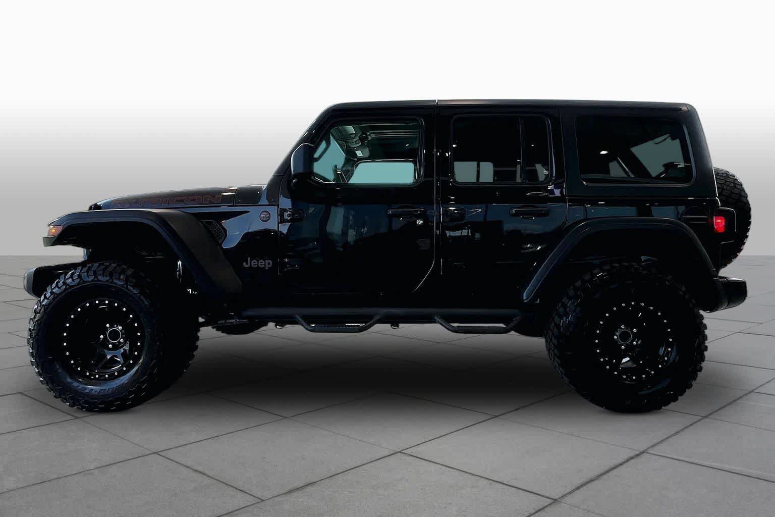 Used 2018 Jeep Wrangler Unlimited Rubicon AWD/4WD image 32