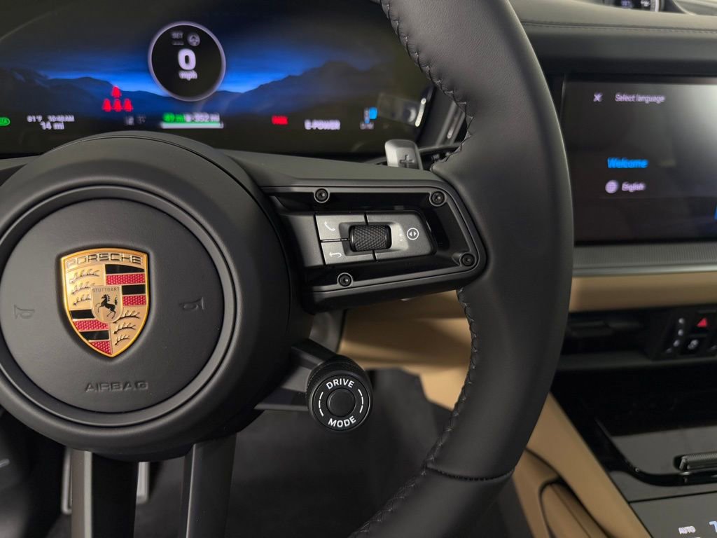 New 2026 Porsche Cayenne S image 28