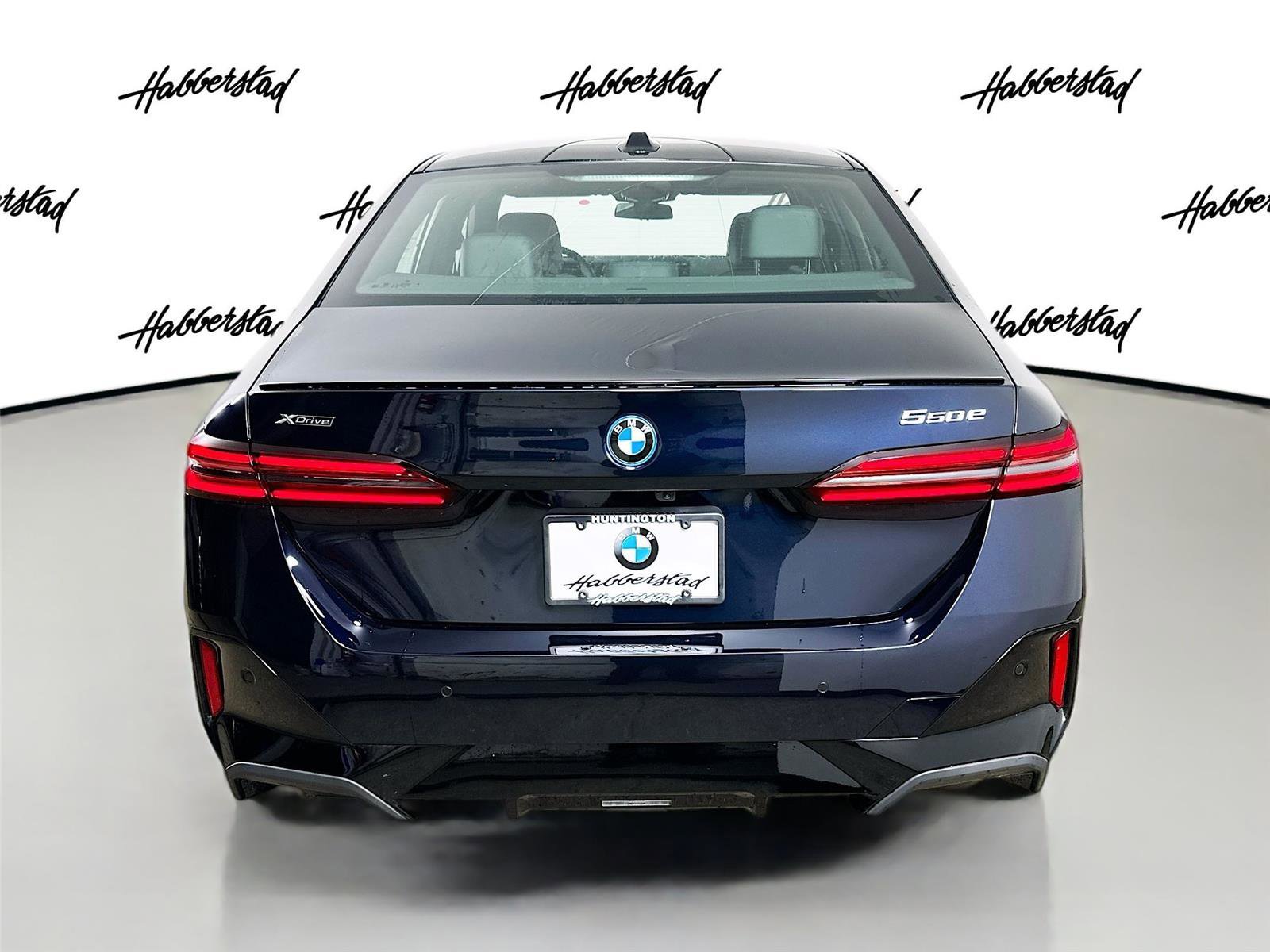New 2026 BMW 550e xDrive image 6
