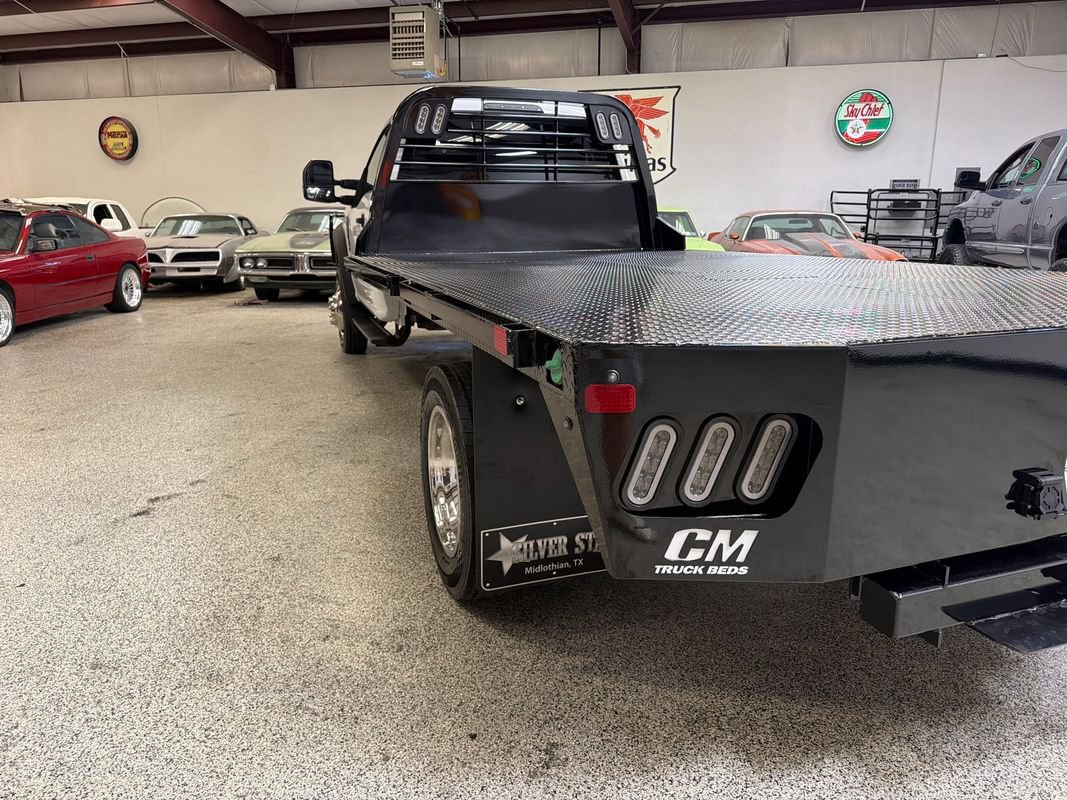 Used 2019 Ford F550 2WD Regular Cab Super Duty image 15