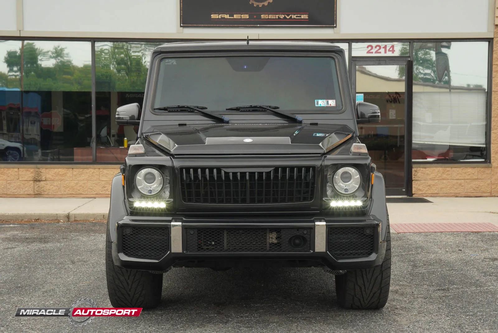 Used 2014 Mercedes-Benz G 550 image 2