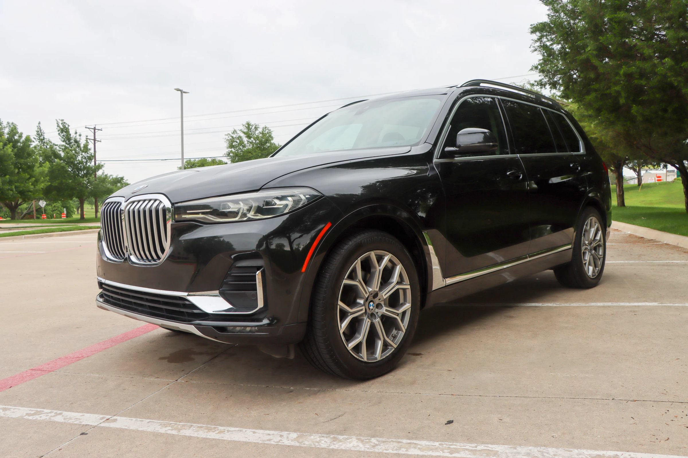Used 2019 BMW X7 xDrive40i w/ Premium Package AWD/4WD image 3