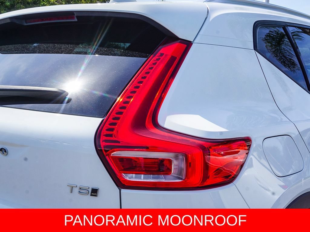 Used 2020 Volvo XC40 T5 Momentum AWD/4WD image 7