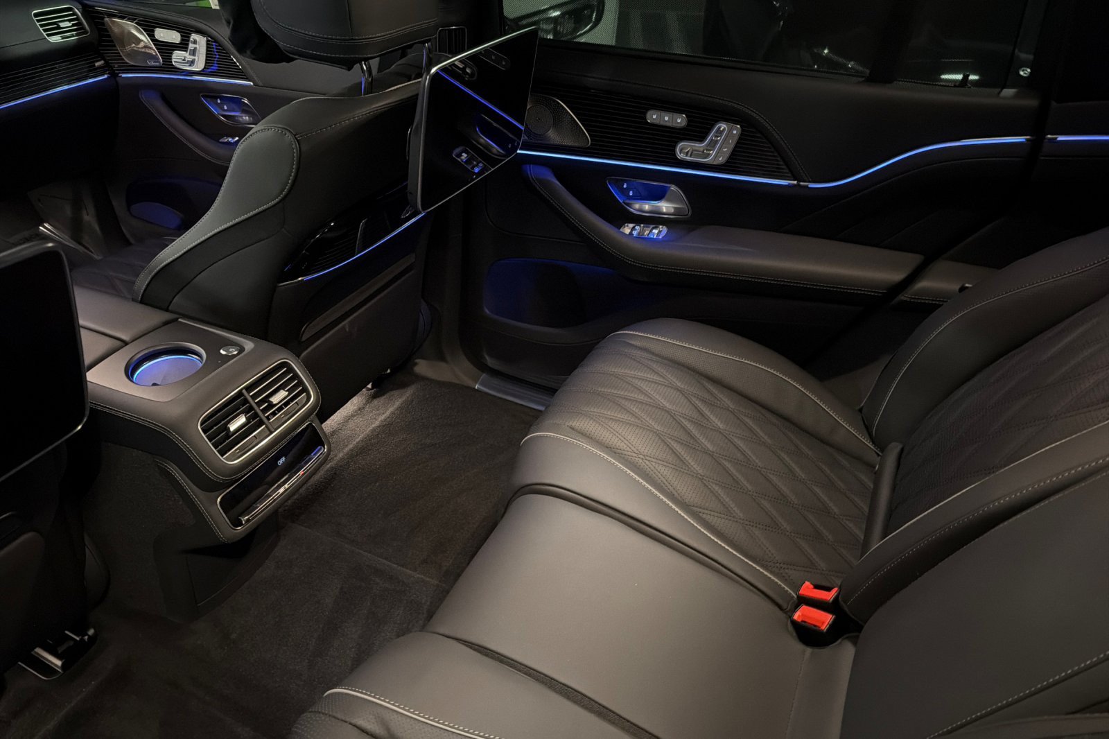 New 2026 Mercedes-Benz Maybach GLS 600 4MATIC image 11