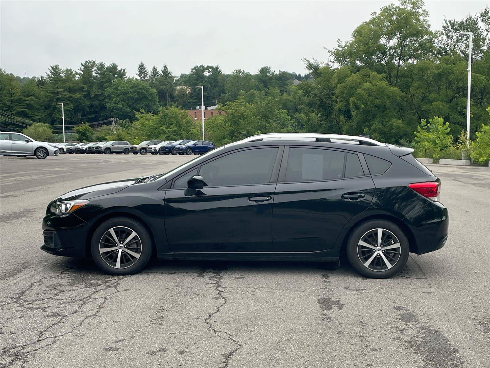 Used 2023 Subaru Impreza 2.0i Premium AWD/4WD image 2