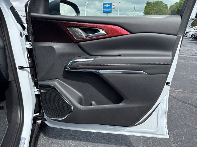 New 2026 Chevrolet Traverse RS image 13