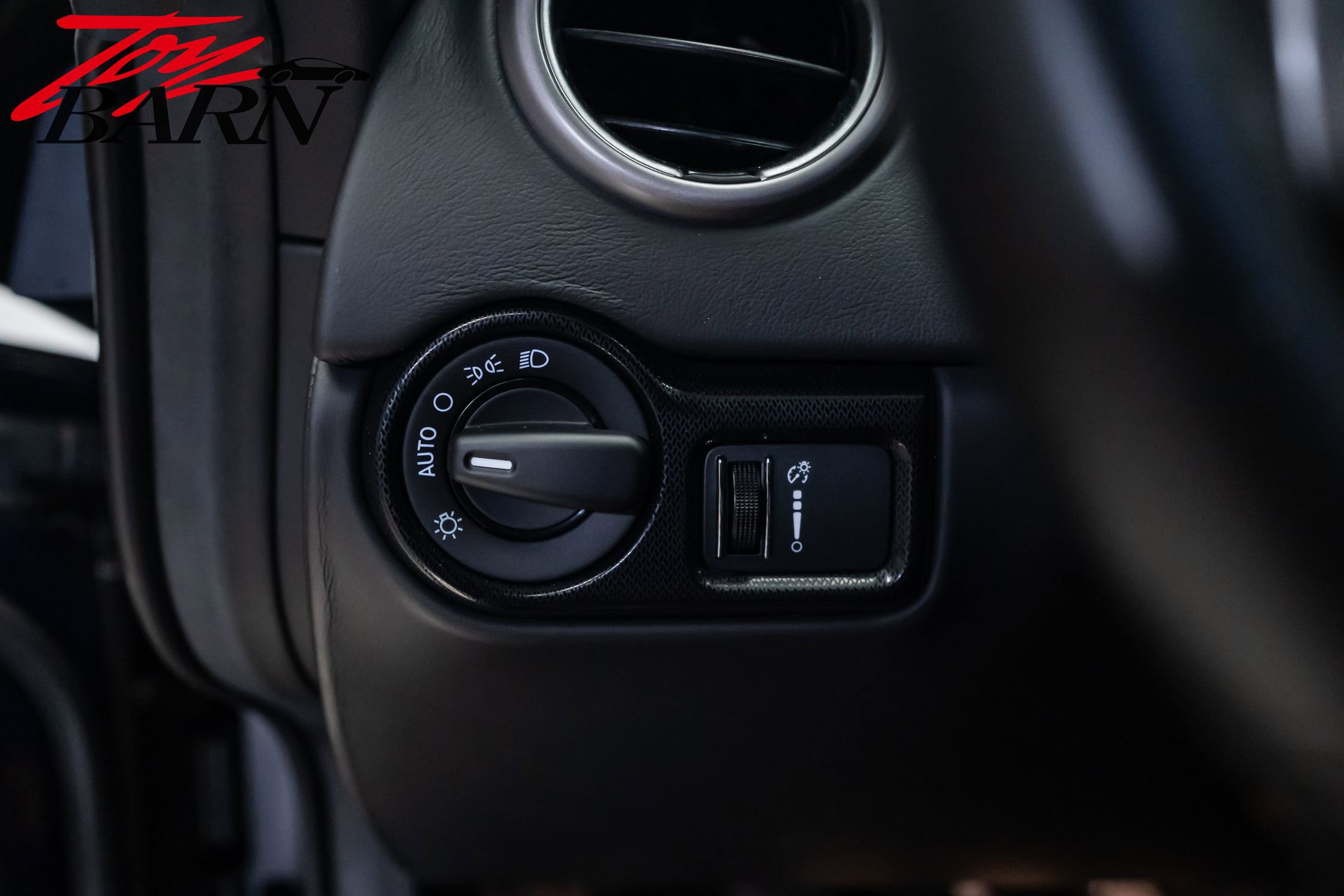 Used 2017 Dodge Viper GTC w/ GTS Interior Package image 31