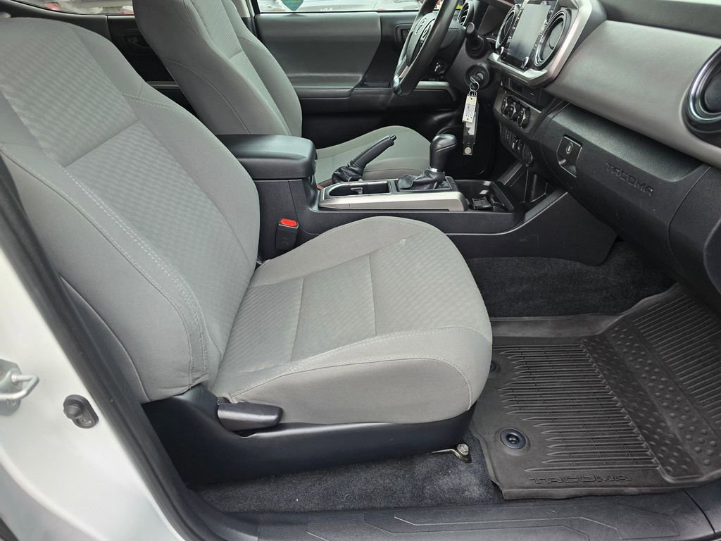 Used 2022 Toyota Tacoma SR5 image 12