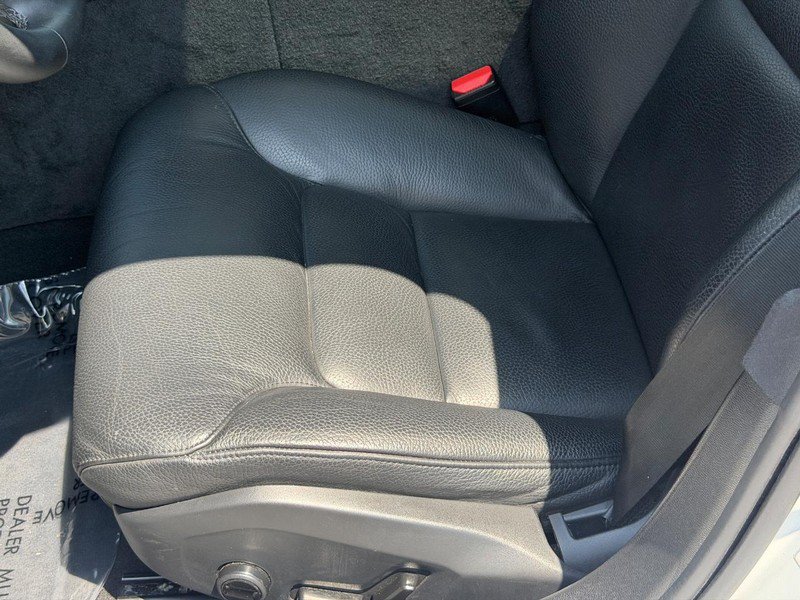 Used 2024 Volvo S60 B5 Plus AWD/4WD image 22