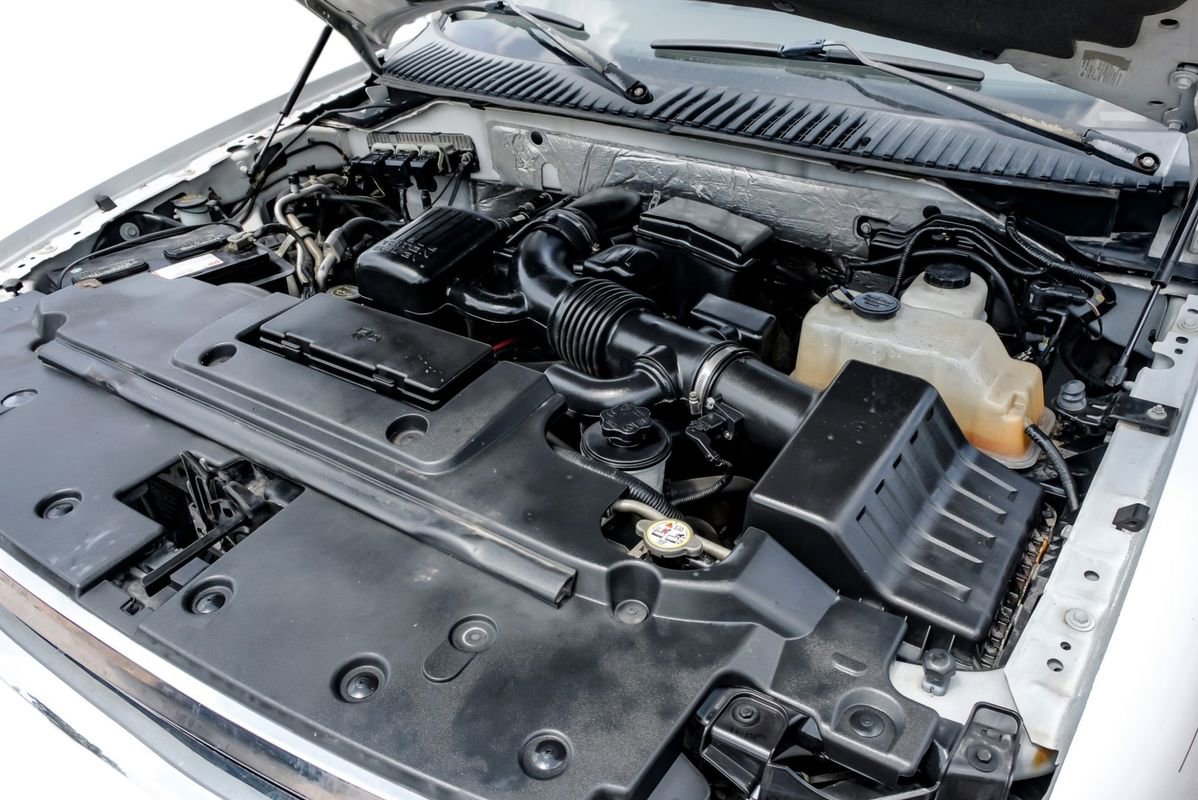 Used 2014 Ford Expedition EL Limited w/ Equipment Group 301A AWD/4WD image 54