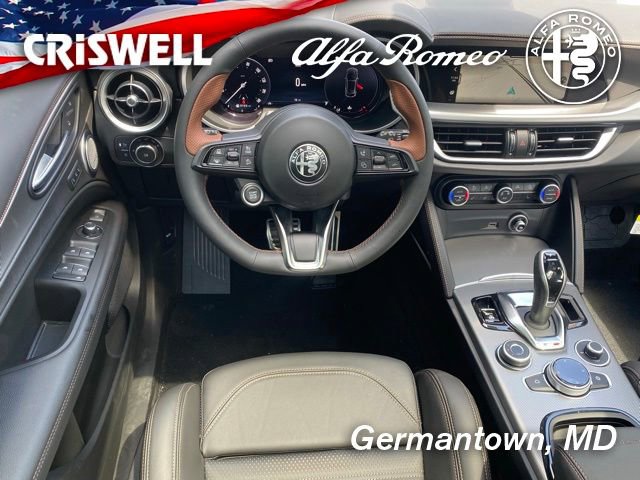 New 2025 Alfa Romeo Stelvio Sprint image 49