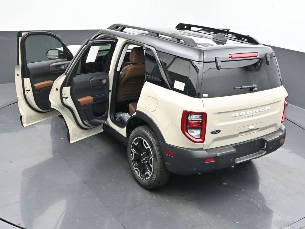 New 2025 Ford Bronco Sport Outer Banks w/ Outer Banks Tech Package+ image 60