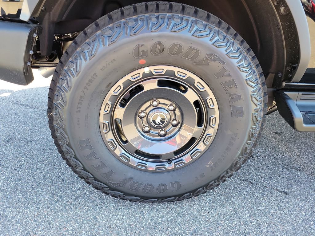 New 2025 Ford Bronco Outer Banks w/ Sasquatch Package image 6