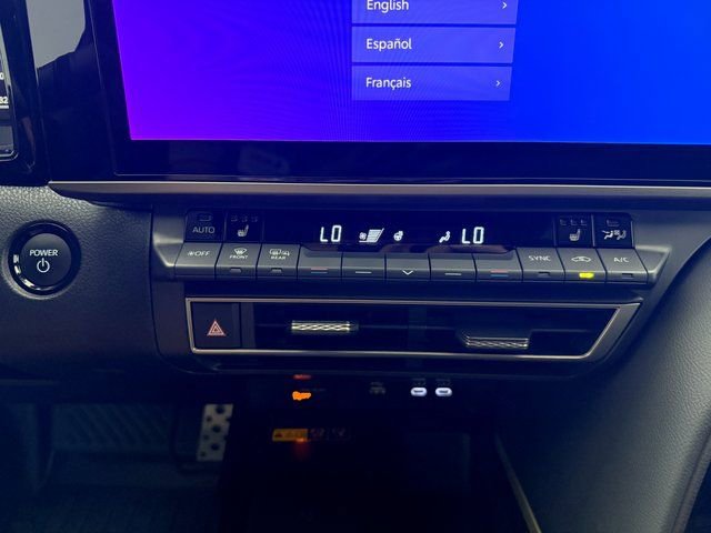 Used 2025 Toyota Camry XSE FWD image 18
