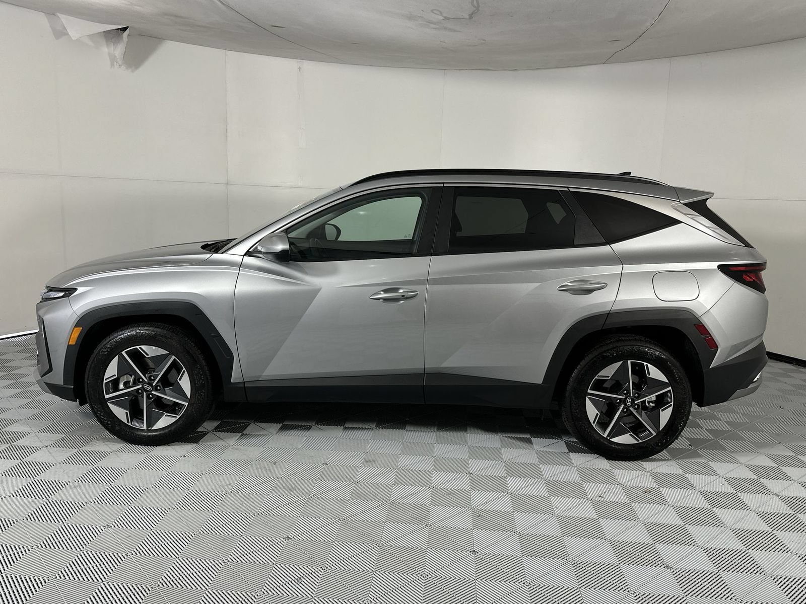 Used 2026 Hyundai Tucson SEL FWD image 5