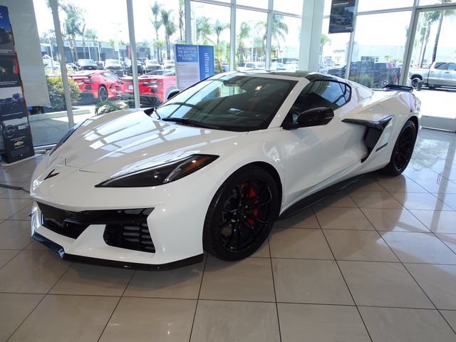 New 2027 Chevrolet Corvette Grand Sport w/ Z52 Sport Performance Package