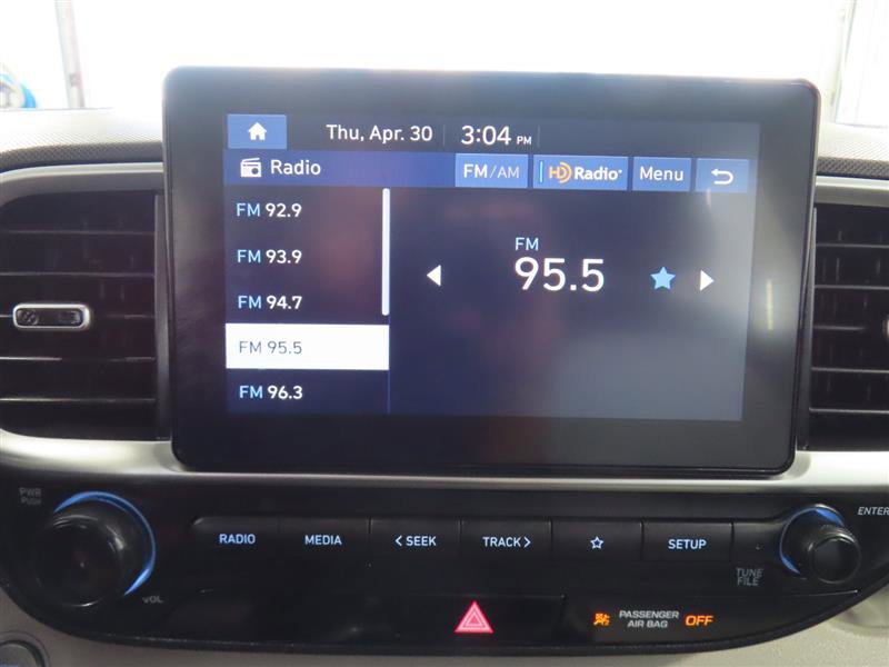 Used 2025 Hyundai Venue SEL FWD image 22