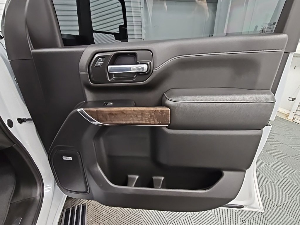 Certified 2023 GMC Sierra 3500 Denali w/ Denali Ultimate Package image 43
